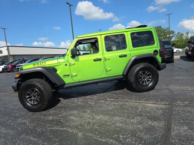 Used 2025 Jeep Wrangler Unlimited Sport AWD/4WD image 3