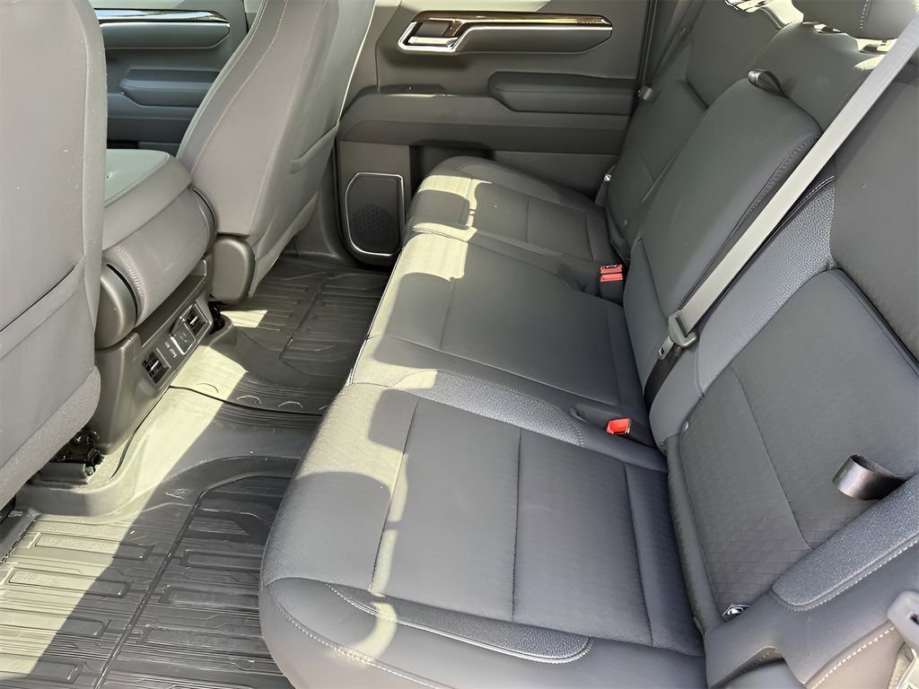 New 2025 GMC Sierra 1500 Elevation image 29