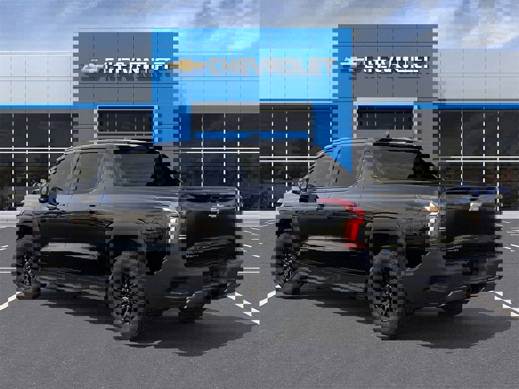 New 2026 Chevrolet Silverado EV LT image 4