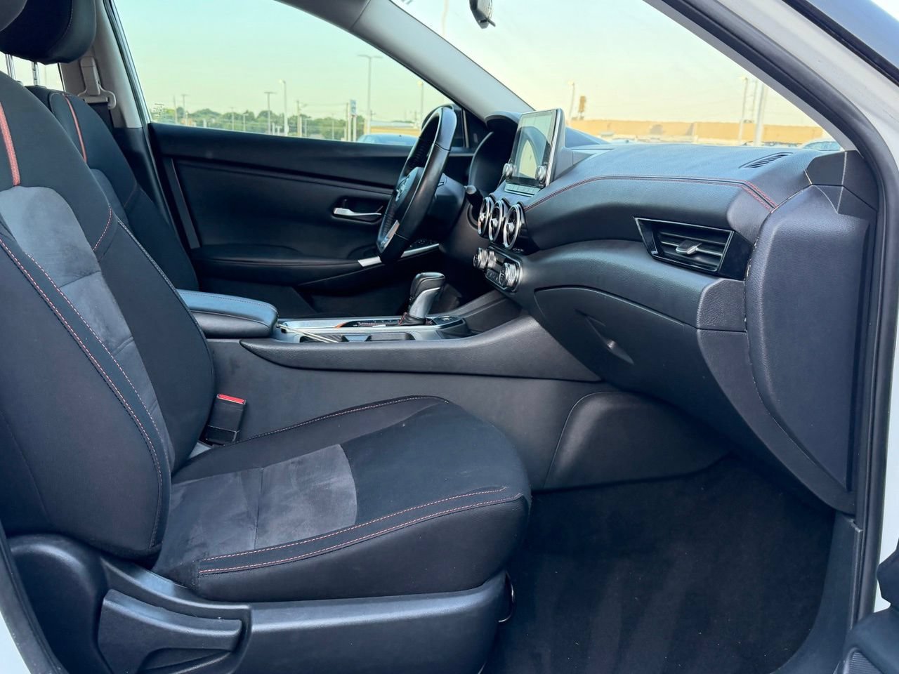 Certified 2024 Nissan Sentra SR FWD image 39