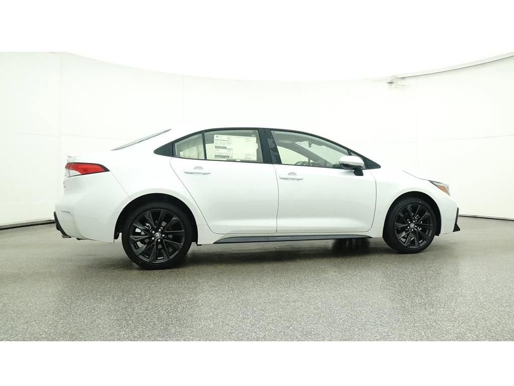 Used 2024 Toyota Corolla SE image 27