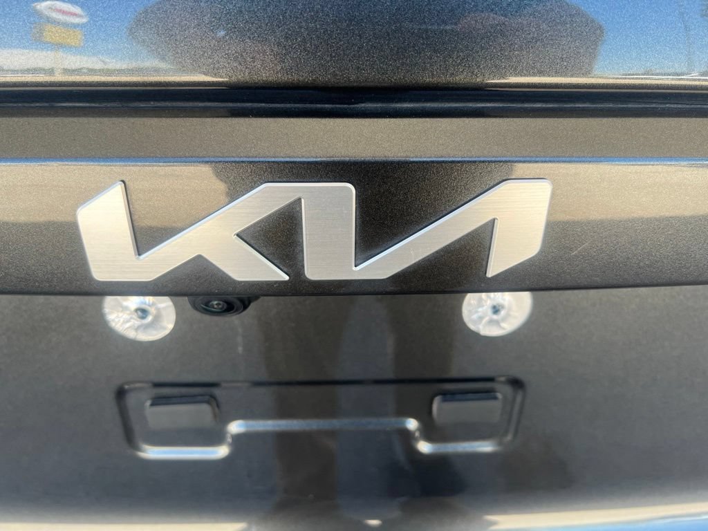 Certified 2024 Kia Niro EX FWD image 34