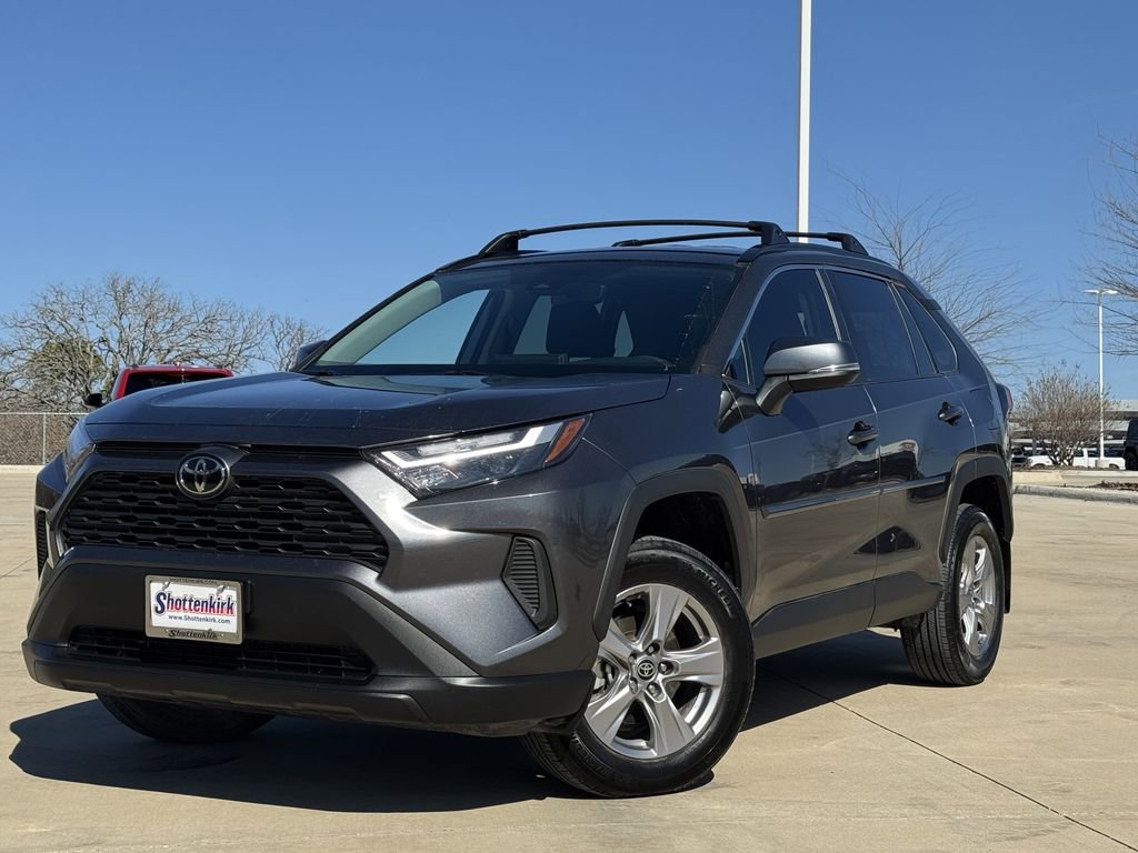 Used 2024 Toyota RAV4 XLE image 2