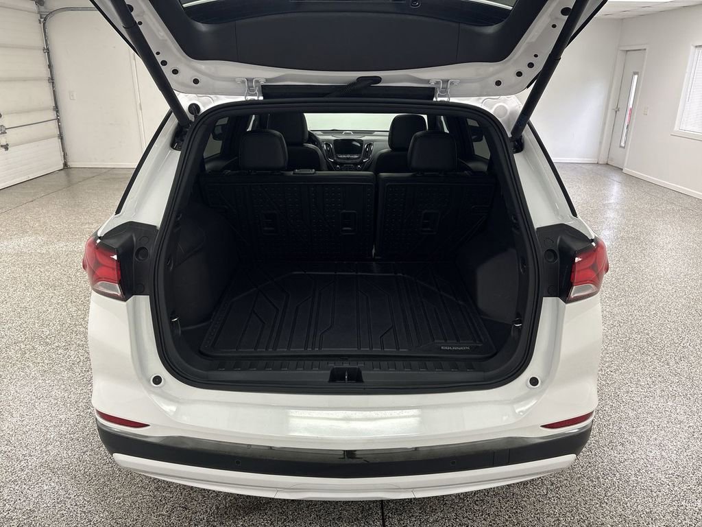 Used 2023 Chevrolet Equinox Premier image 31