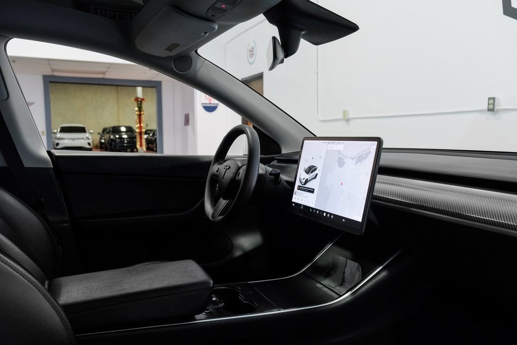 Used 2020 Tesla Model Y Performance image 29