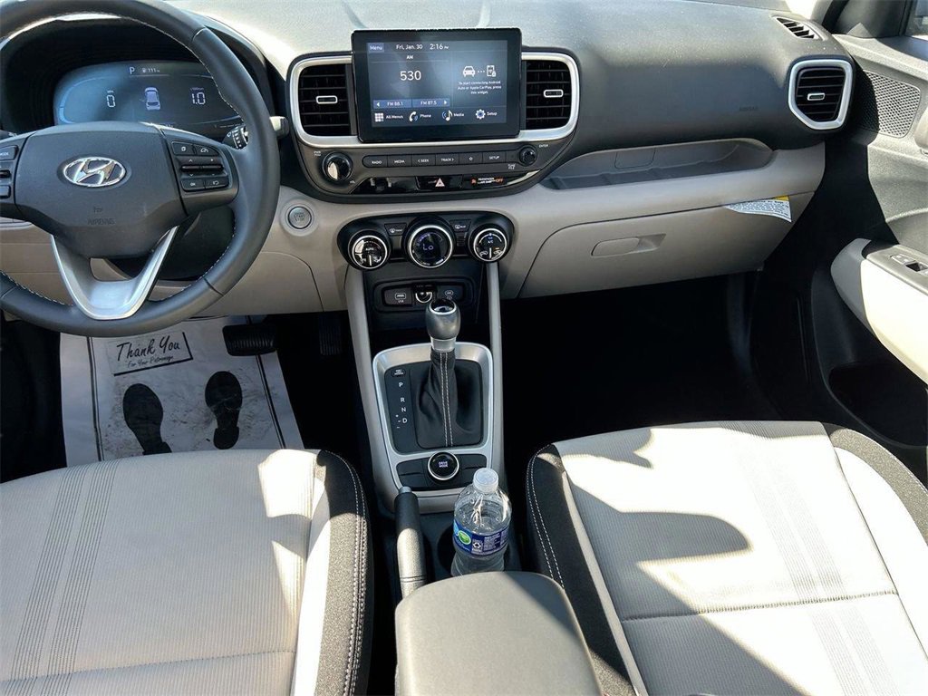 Certified 2024 Hyundai Venue SEL image 14