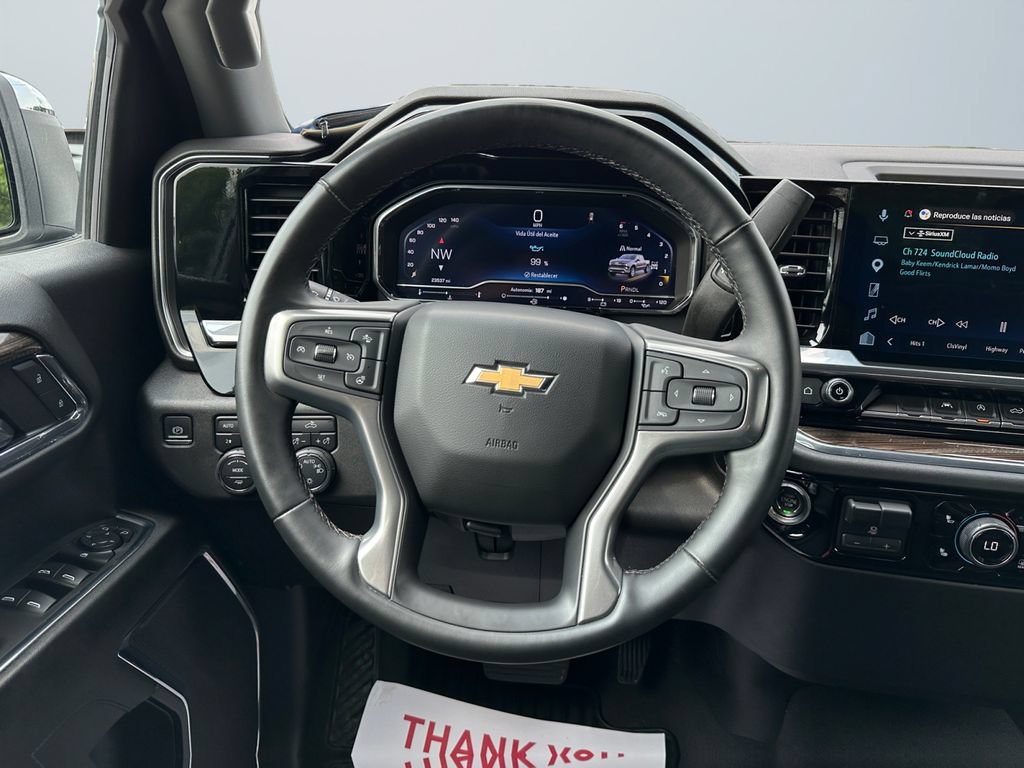 Used 2024 Chevrolet Silverado 1500 LT w/ Z71 Off-Road Package AWD/4WD image 12