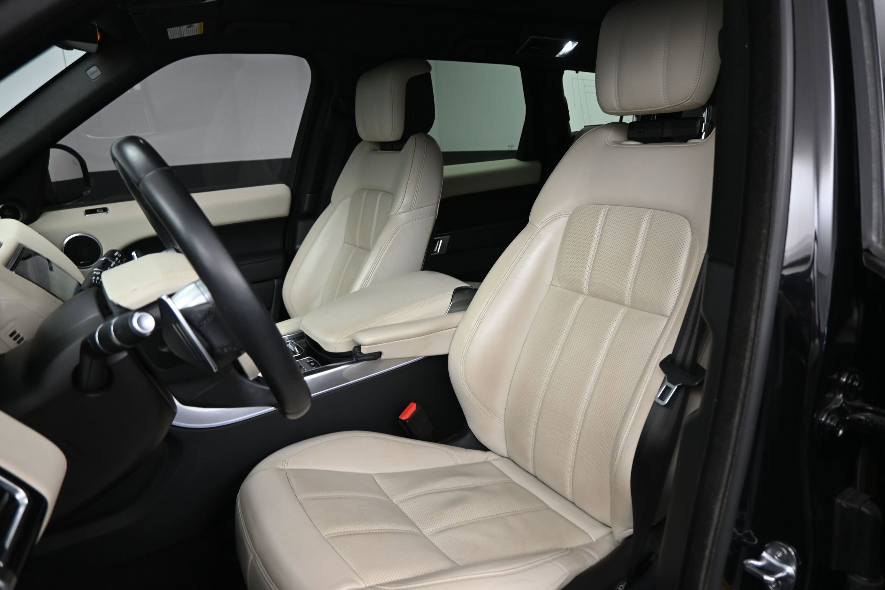 Used 2022 Land Rover Range Rover Sport HSE Silver Edition AWD/4WD image 17