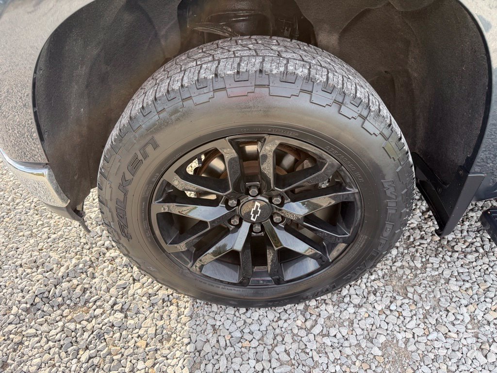 Used 2019 Chevrolet Silverado 1500 LT w/ All-Star Edition AWD/4WD image 32