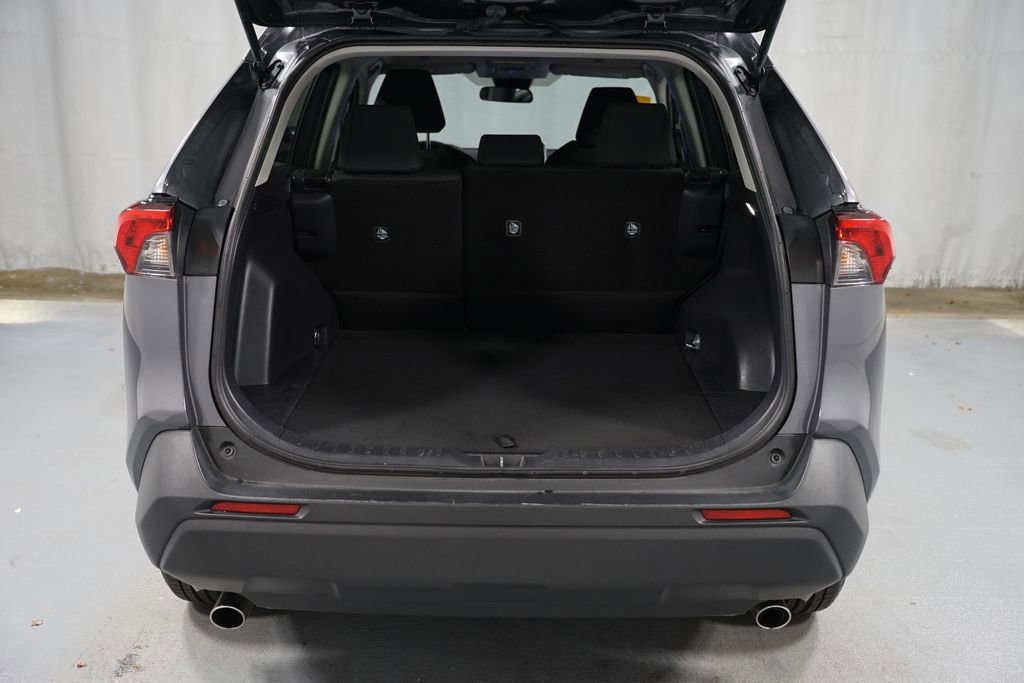 Used 2024 Toyota RAV4 LE image 32