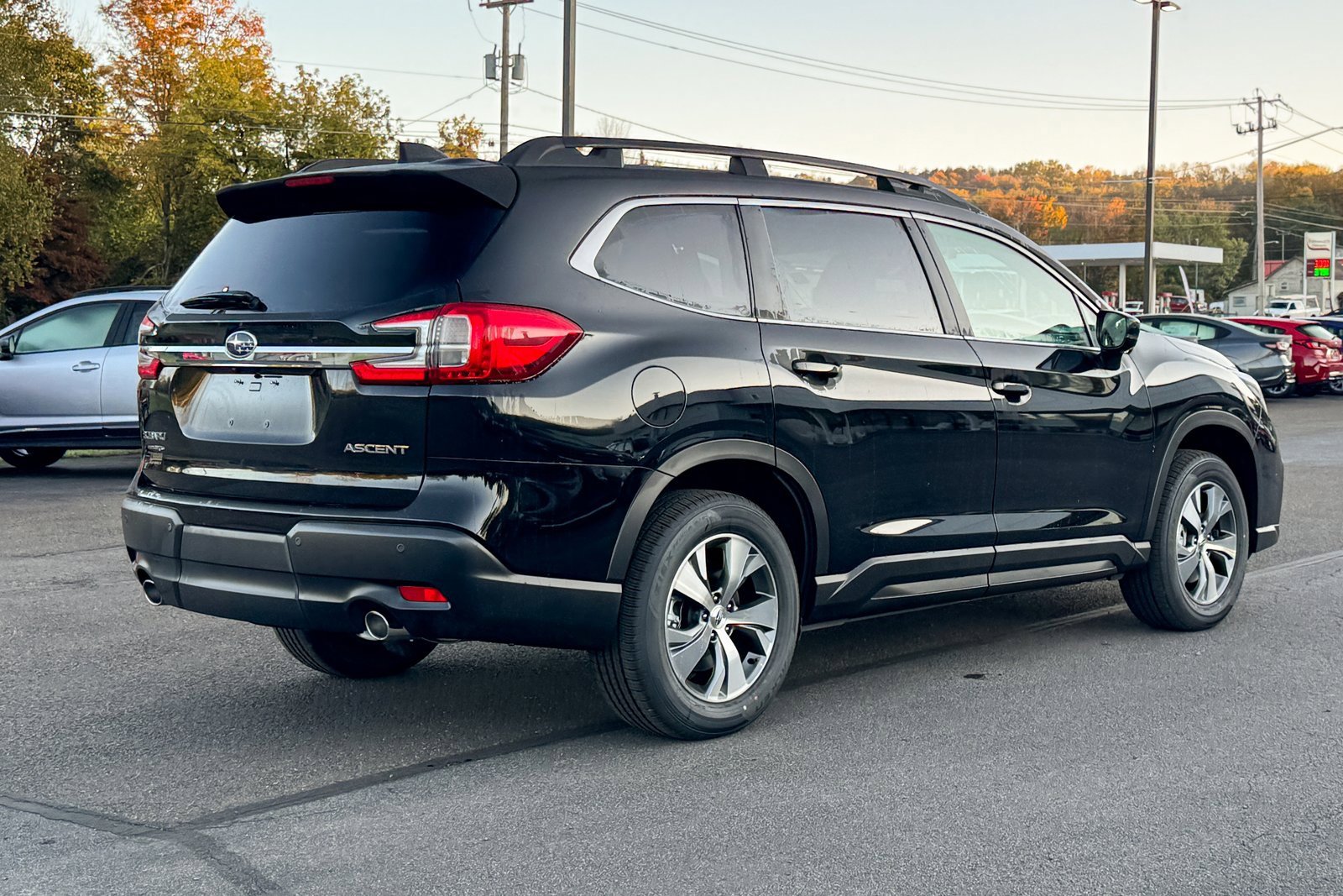 New 2025 Subaru Ascent Premium w/ Popular Package #2 image 3
