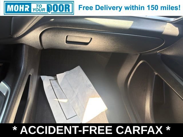 Used 2022 Chevrolet Traverse LT FWD image 33