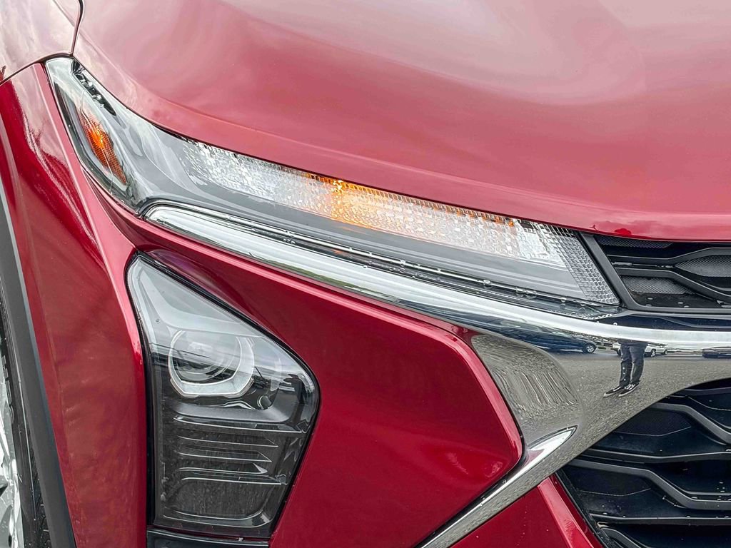 Used 2024 Chevrolet Trax LS image 7