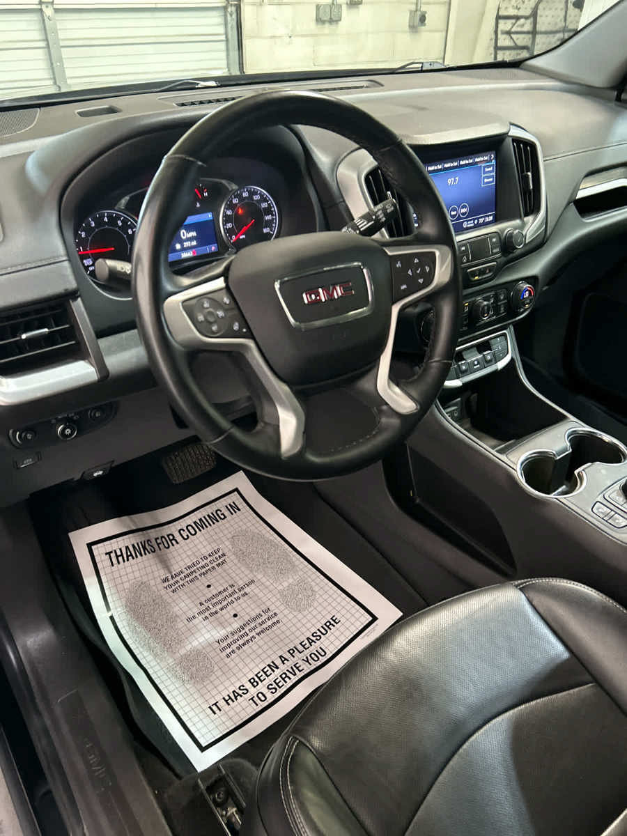 Used 2024 GMC Terrain SLT w/ Elevation Edition AWD/4WD image 8