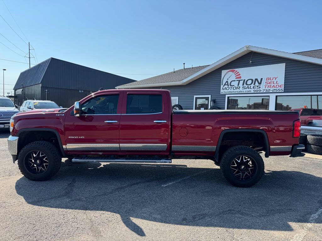 Used 2019 GMC Sierra 2500 SLT AWD/4WD image 2