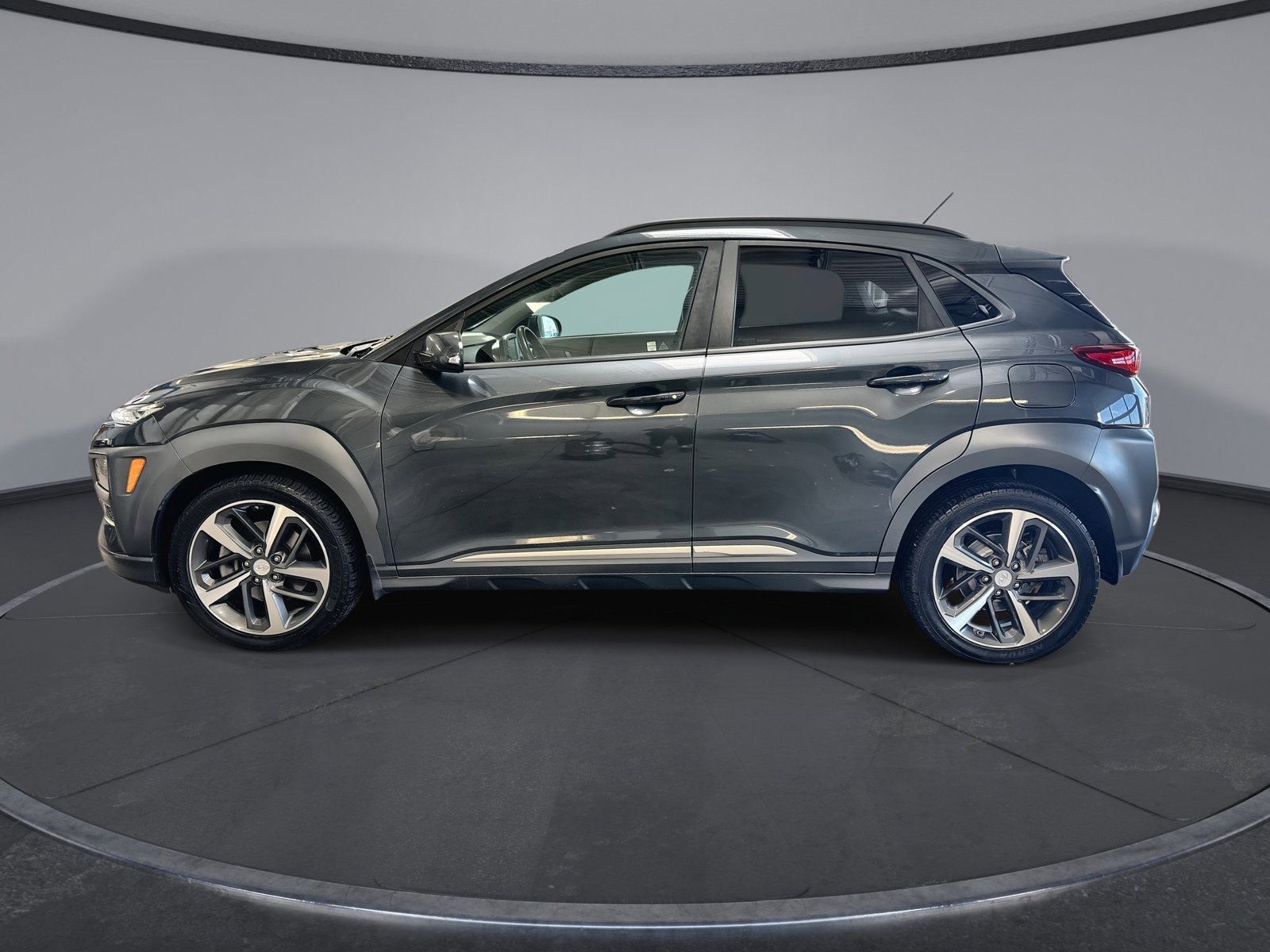 Used 2018 Hyundai Kona Limited image 5