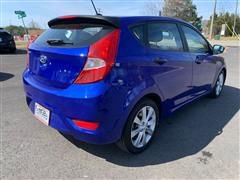 Used 2013 Hyundai Accent SE image 5
