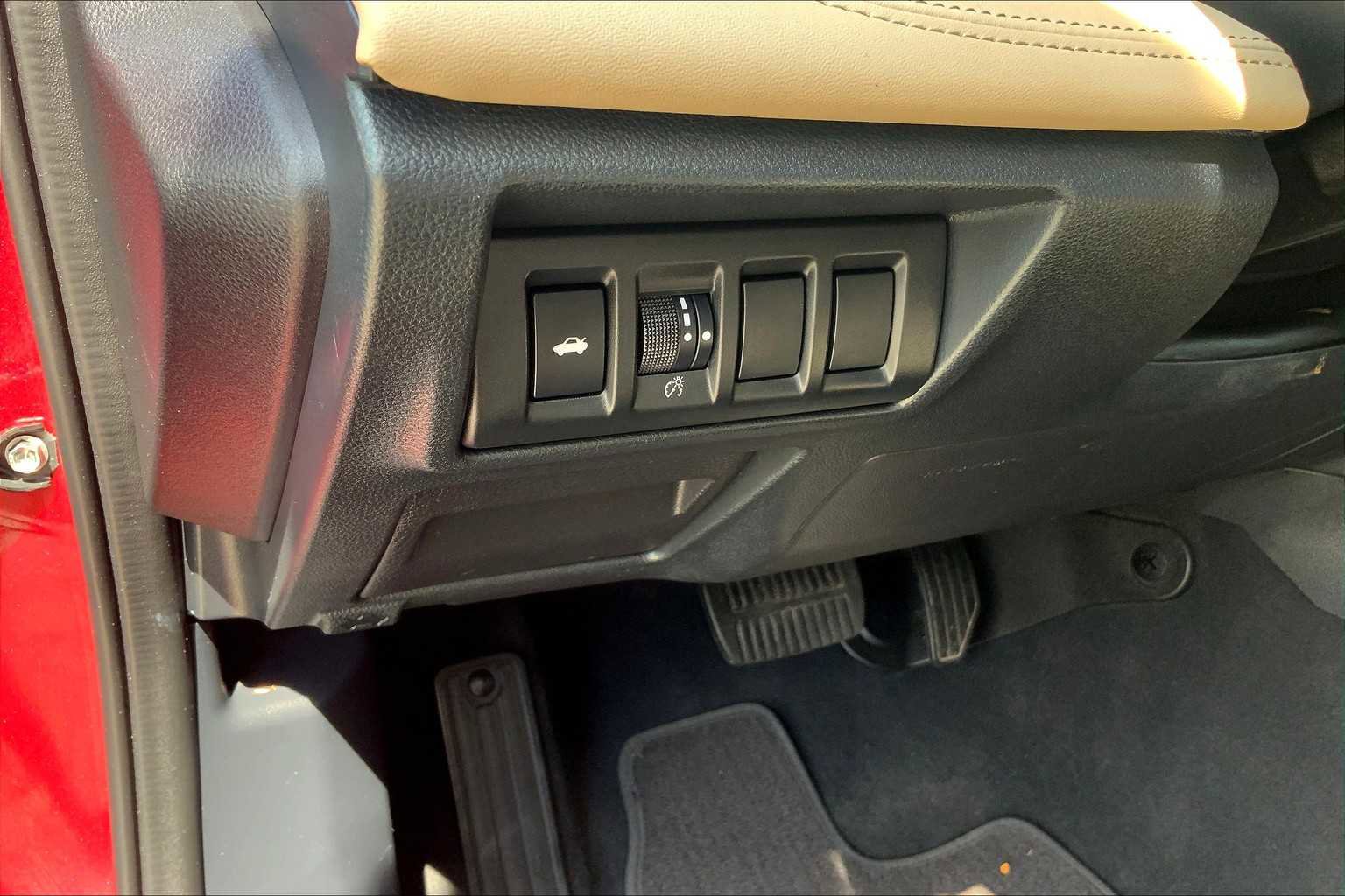 Used 2024 Subaru Legacy Limited image 37