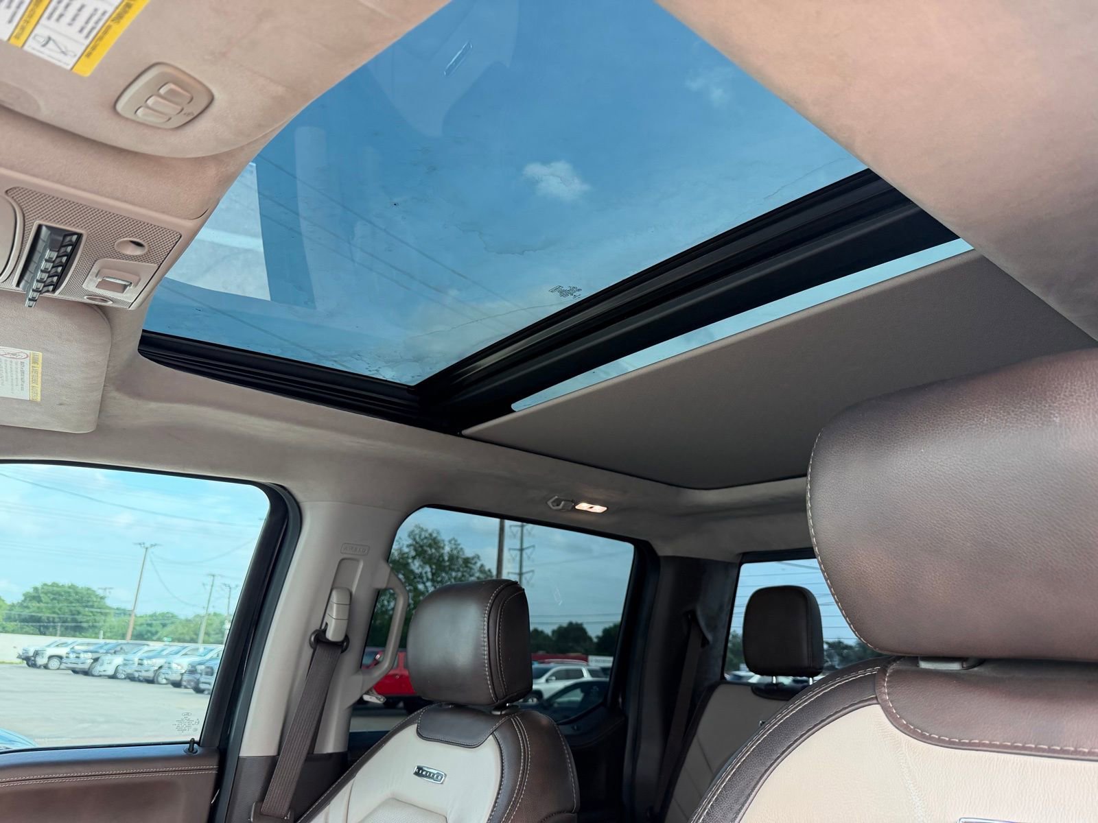 Used 2019 Ford F250 Limited w/ FX4 Off-Road Package AWD/4WD image 25