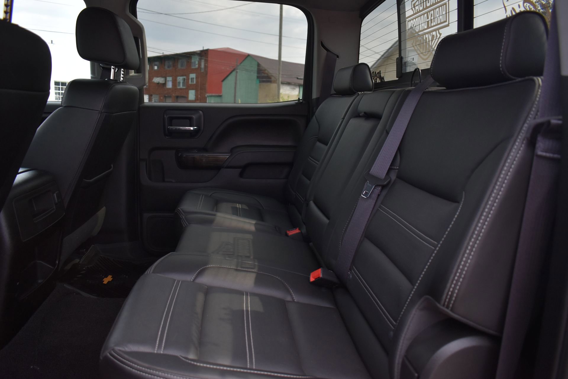 Used 2016 GMC Sierra 3500 Denali w/ Duramax Plus Package image 18