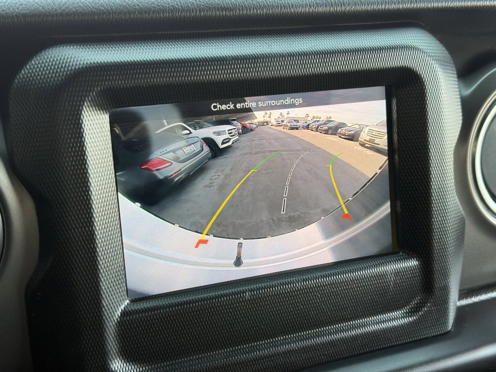 Used 2021 Jeep Wrangler Rubicon w/ Cold Weather Group image 11