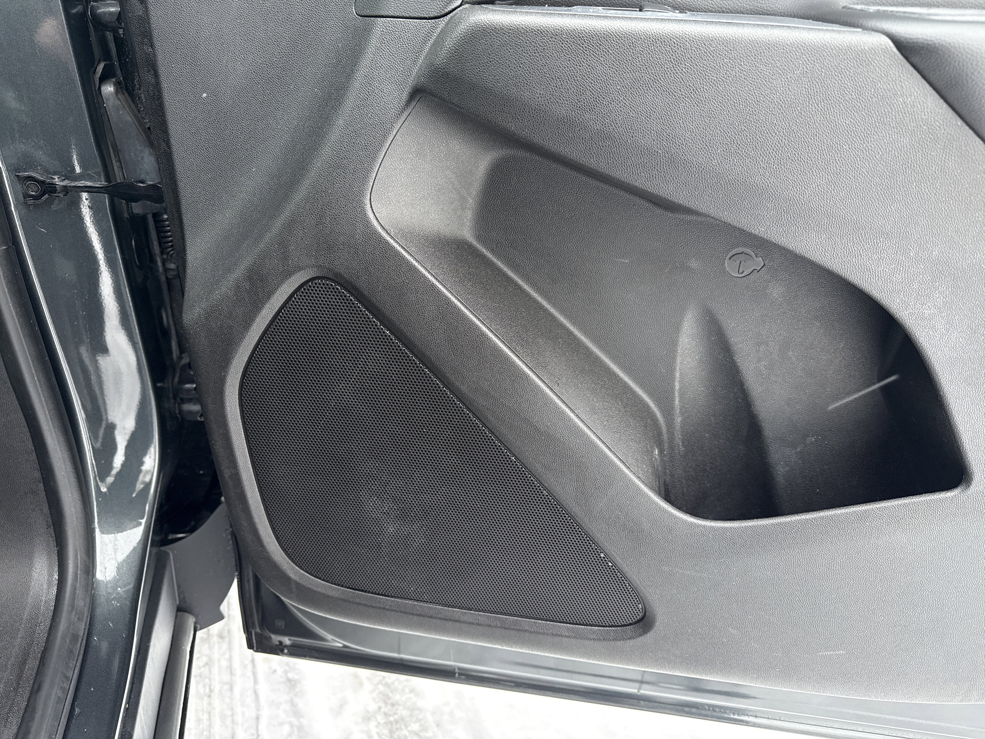 Used 2018 Chevrolet Equinox LT image 34