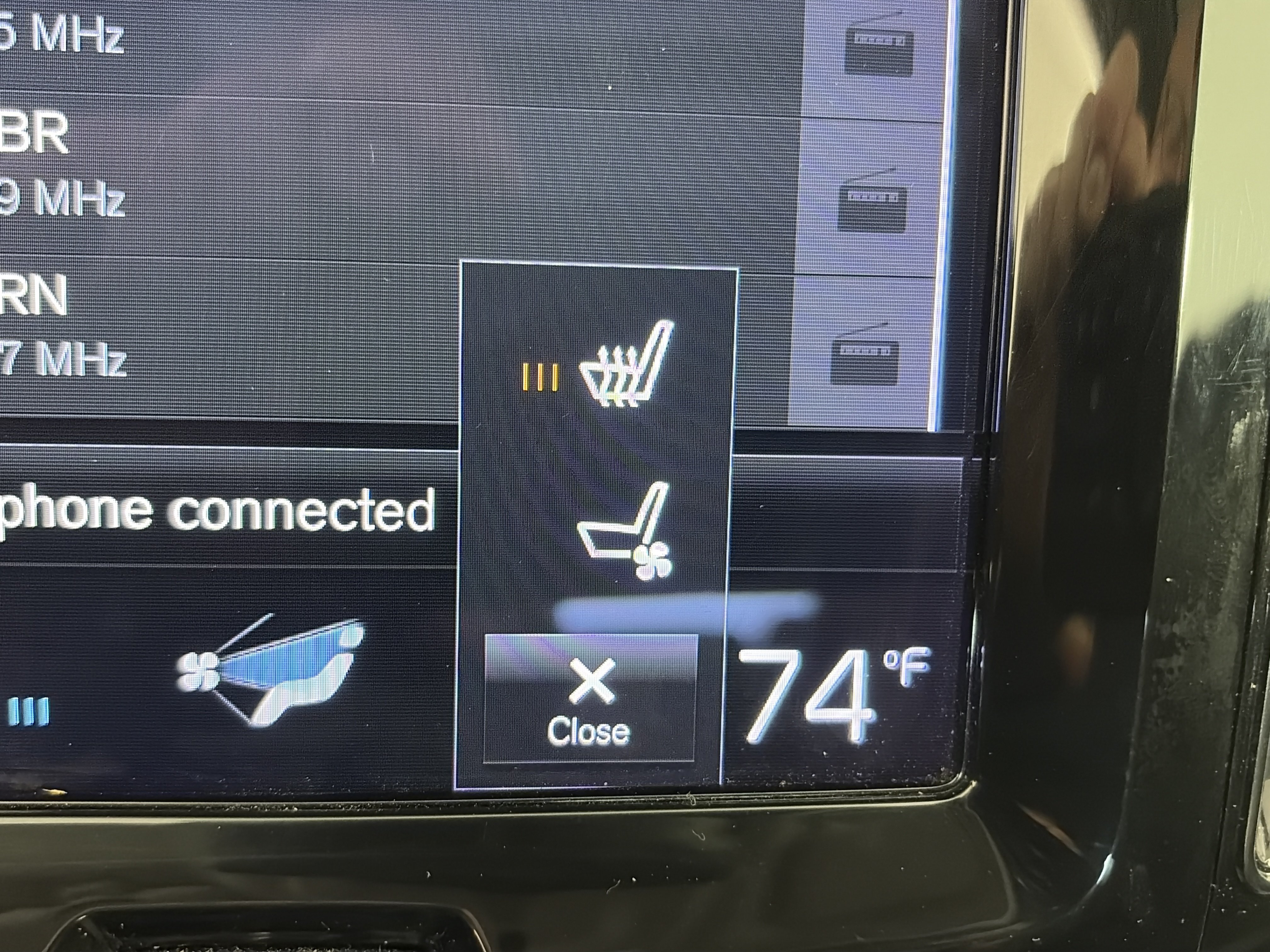 Used 2021 Volvo XC60 T6 Inscription w/ Protection Package Premier AWD/4WD image 26