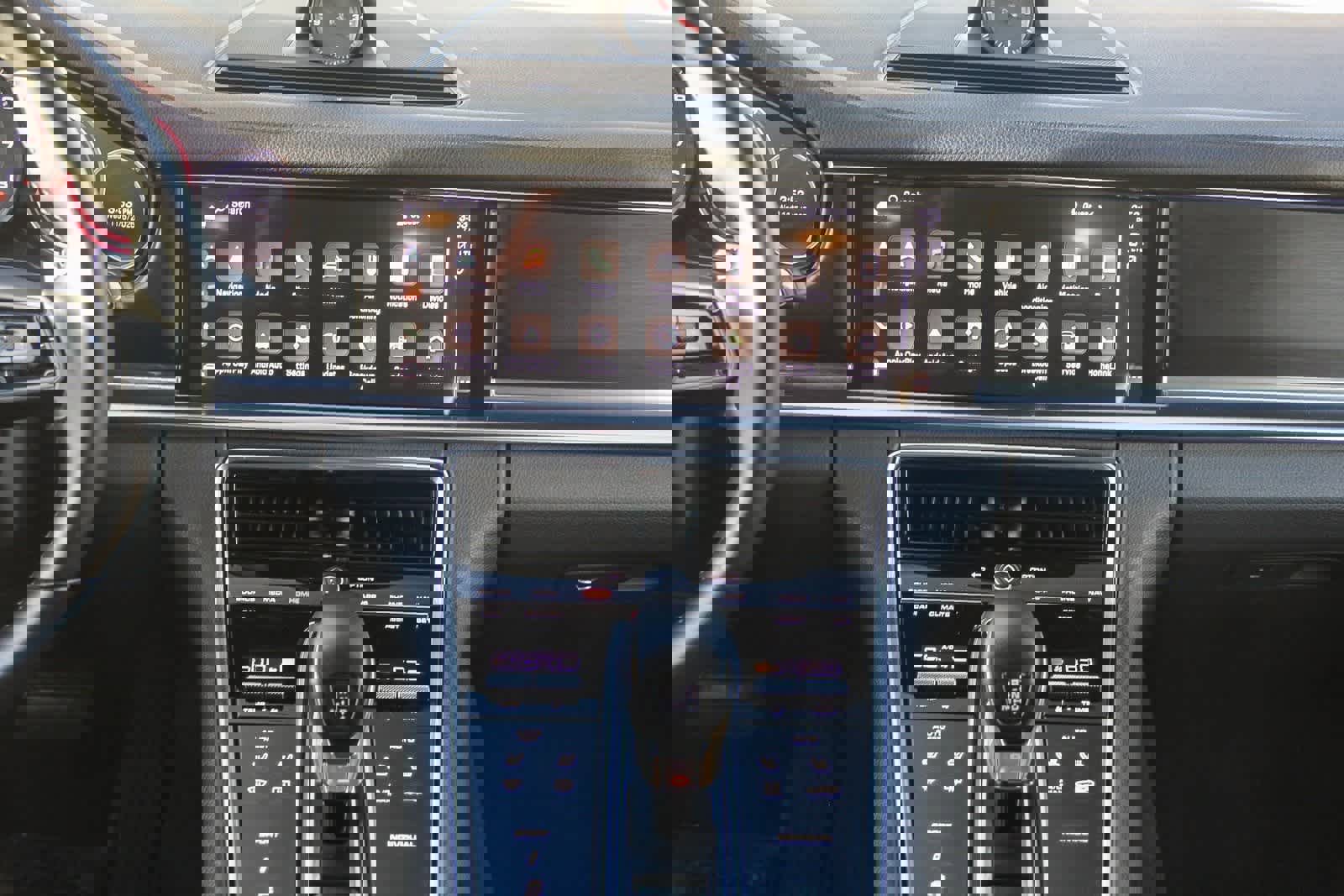 Used 2023 Porsche Panamera Platinum Edition image 12