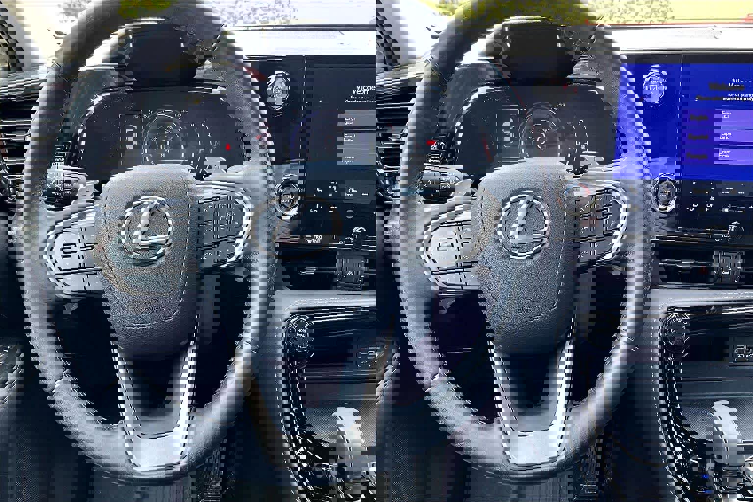 Used 2023 Lexus NX 350h AWD image 5