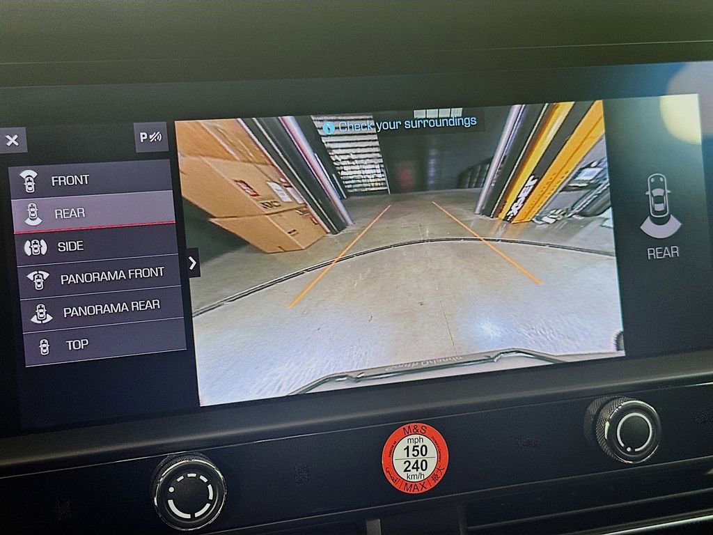 Certified 2024 Porsche Macan GTS AWD/4WD image 17