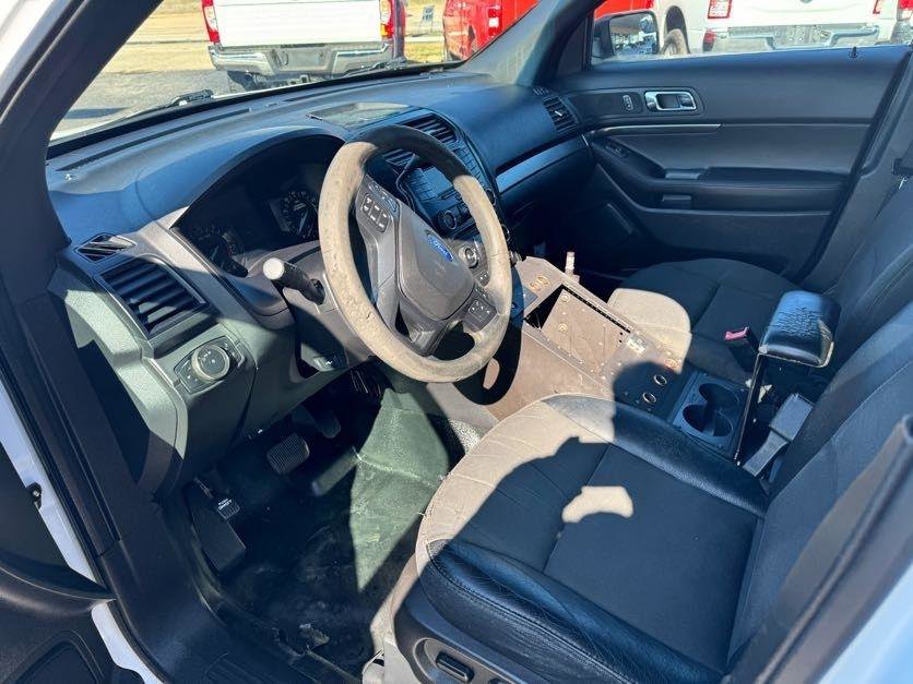 Used 2017 Ford Explorer 4WD Police Interceptor image 4