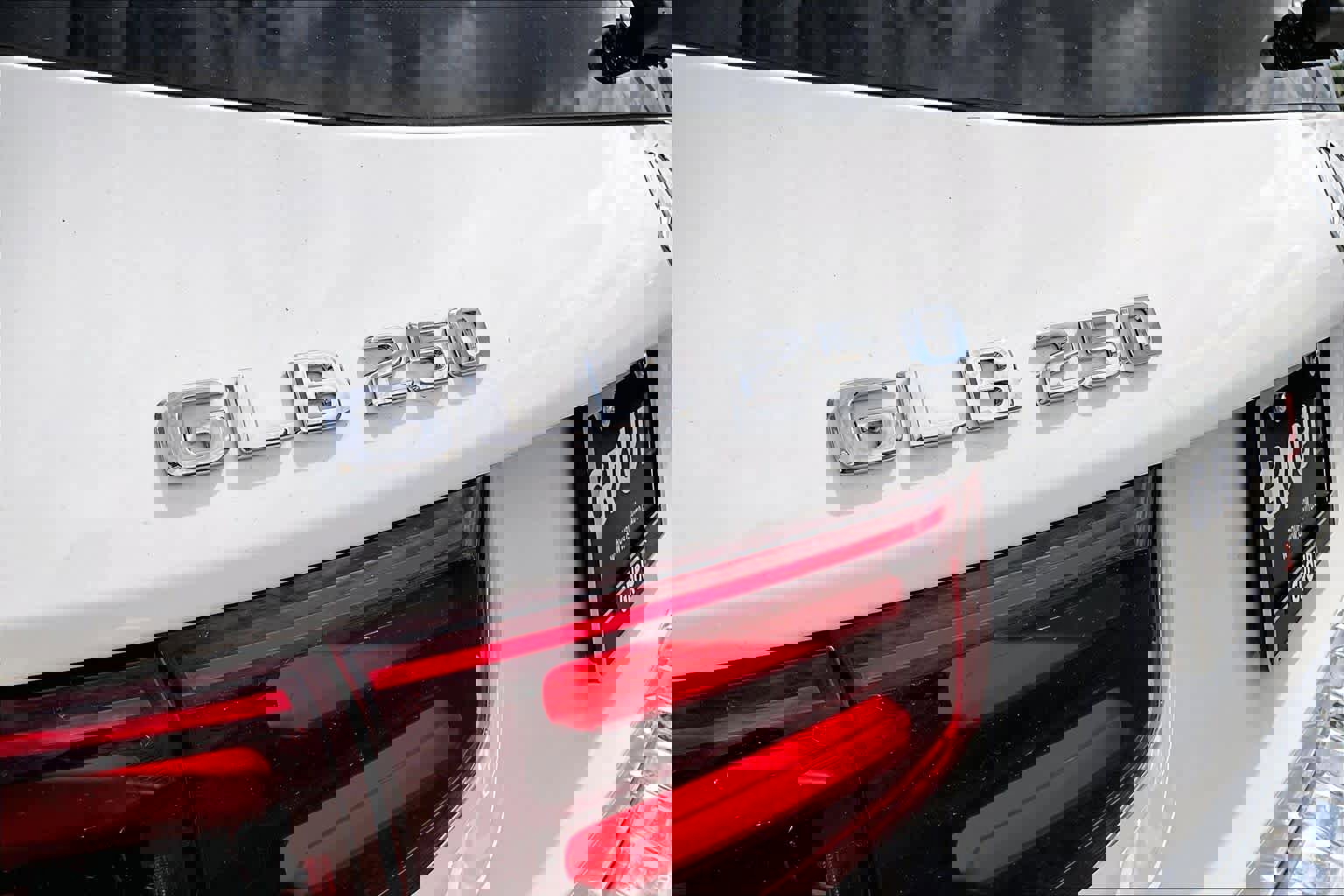 Certified 2024 Mercedes-Benz GLB 250 image 10