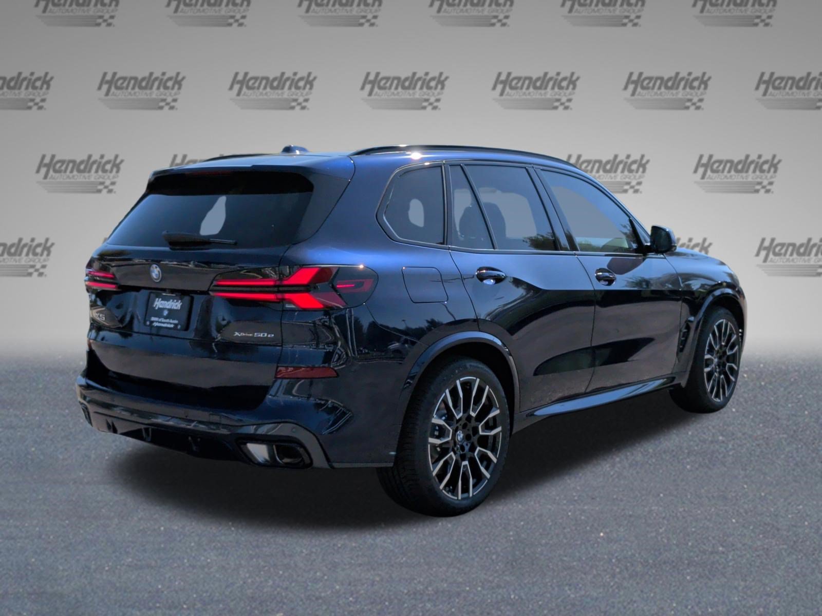 Used 2026 BMW X5 xDrive50e AWD/4WD image 10