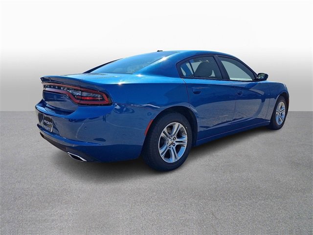Used 2022 Dodge Charger SXT image 4