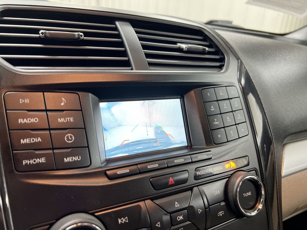Used 2018 Ford Explorer FWD image 15