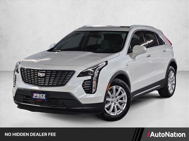 Used 2023 Cadillac XT4 Luxury w/ Cold Weather Package FWD image 1