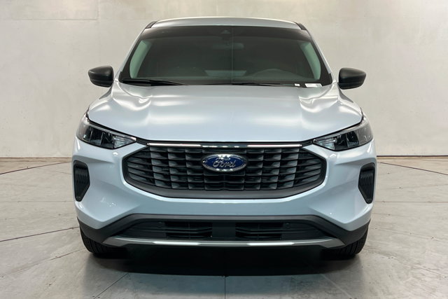 Used 2026 Ford Escape Active w/ Tech Pack #1 AWD/4WD image 8