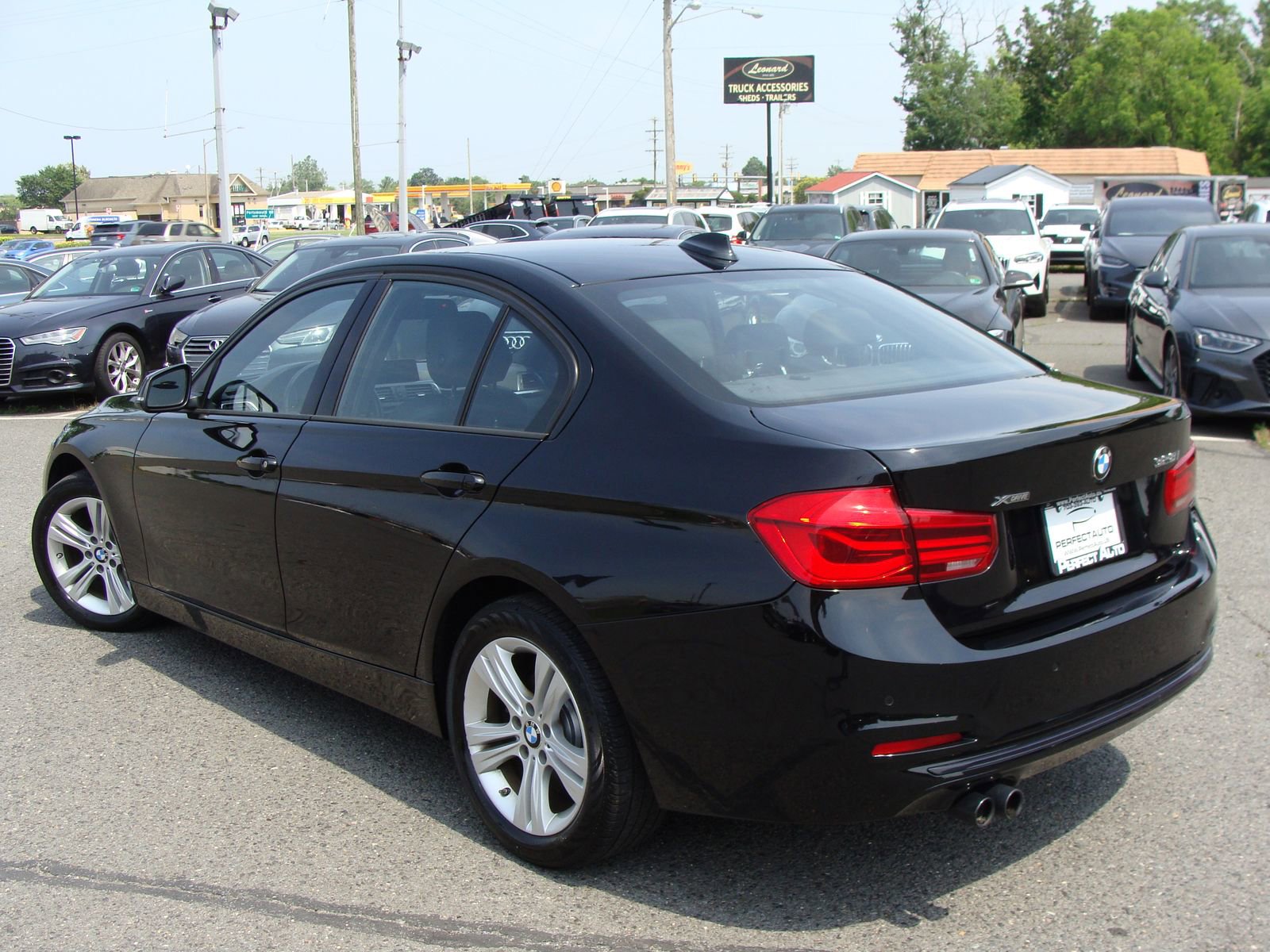Used 2016 BMW 328i xDrive Sedan image 4