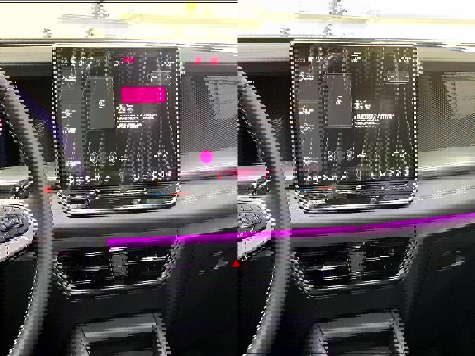 New 2026 Volkswagen Tiguan SE image 9