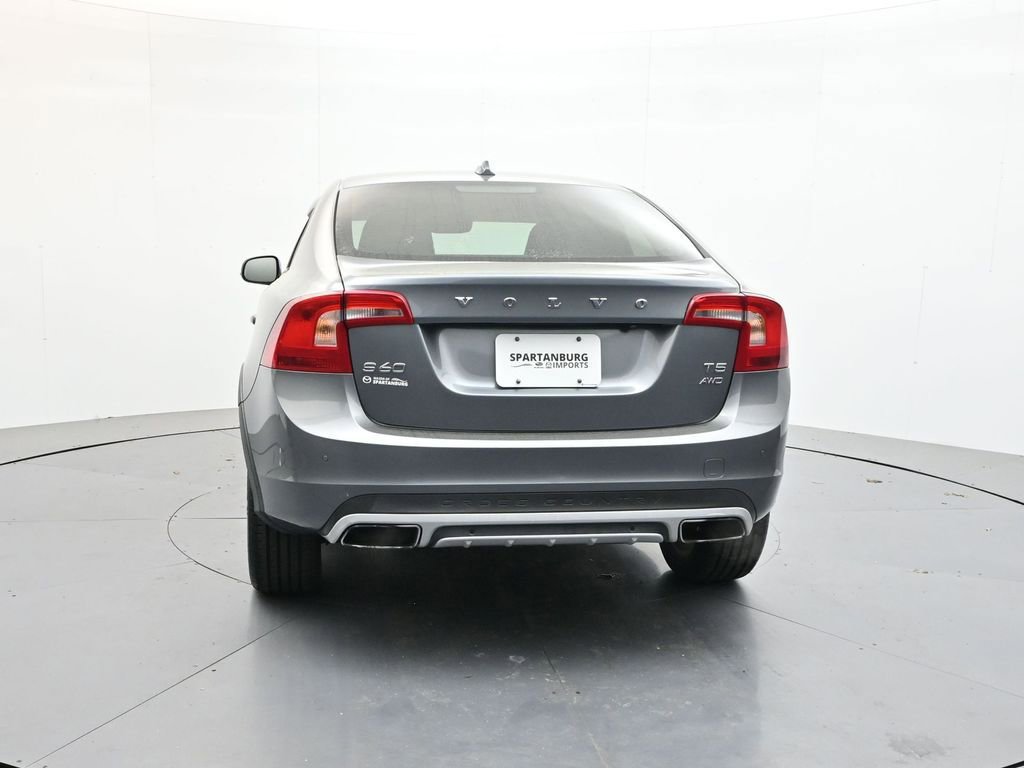 Used 2017 Volvo S60 T5 Cross Country Platinum image 6