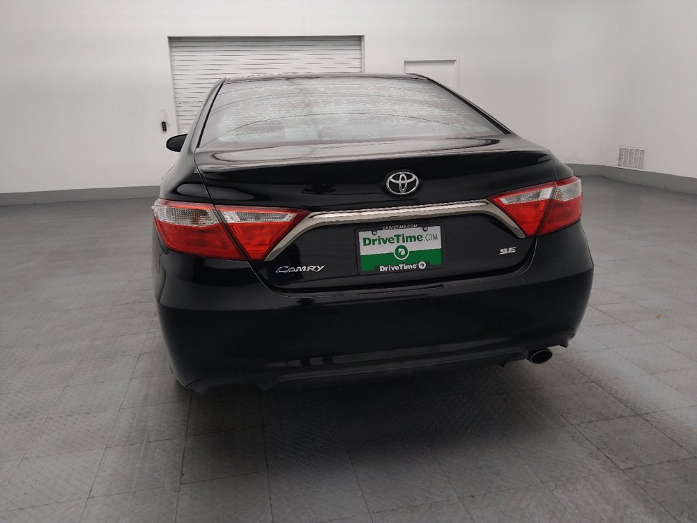 Used 2015 Toyota Camry SE FWD image 6