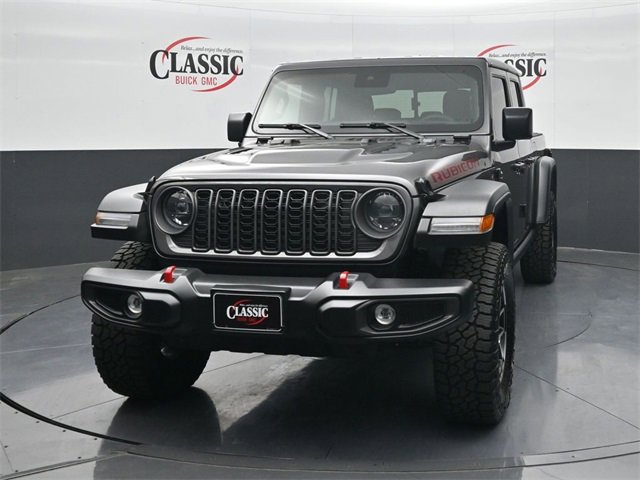 Used 2025 Jeep Gladiator Rubicon w/ Convenience Group image 4