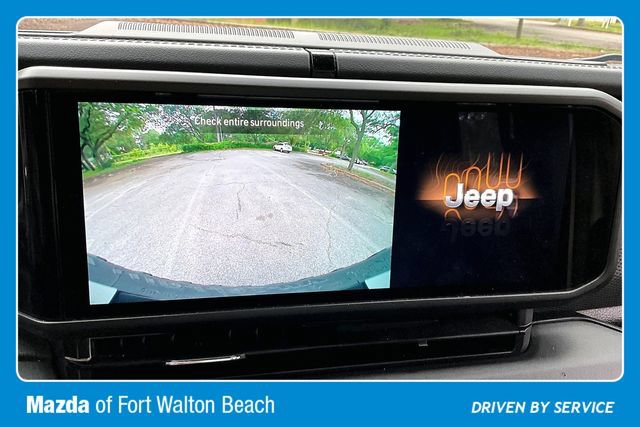 Used 2024 Jeep Wrangler Unlimited Rubicon 4xe AWD/4WD image 13