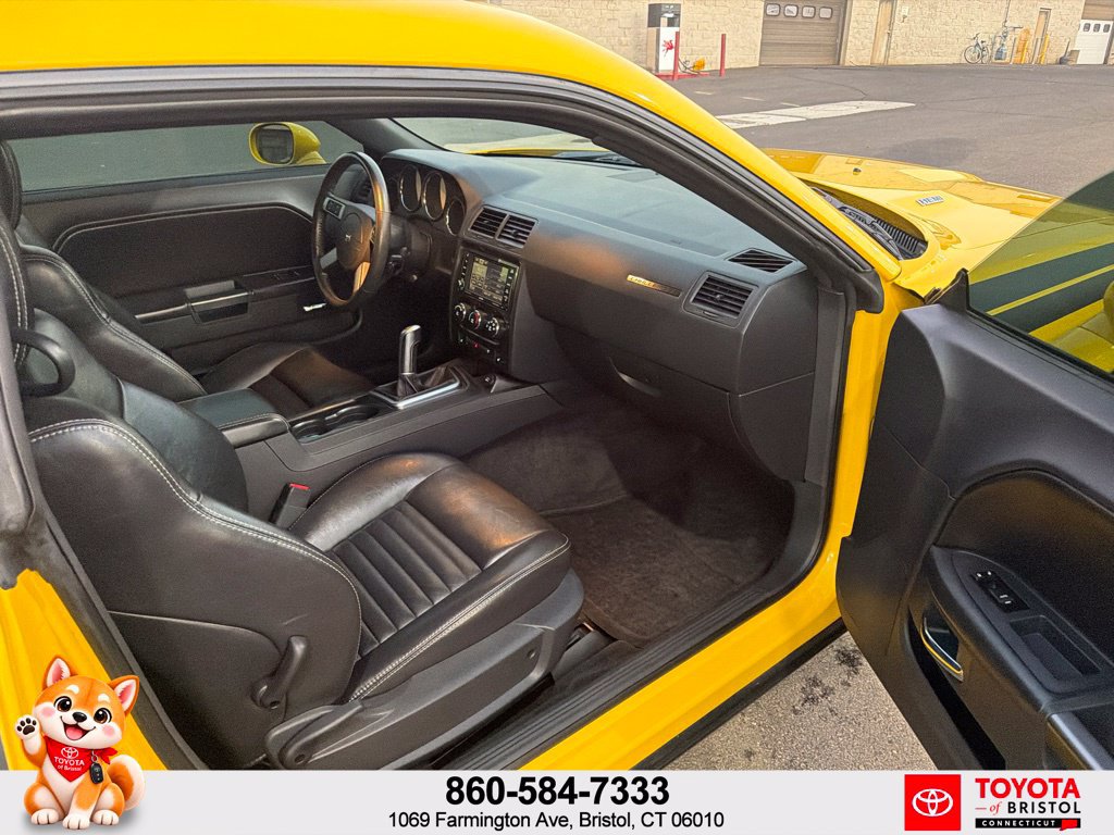 Used 2010 Dodge Challenger R/T RWD image 30