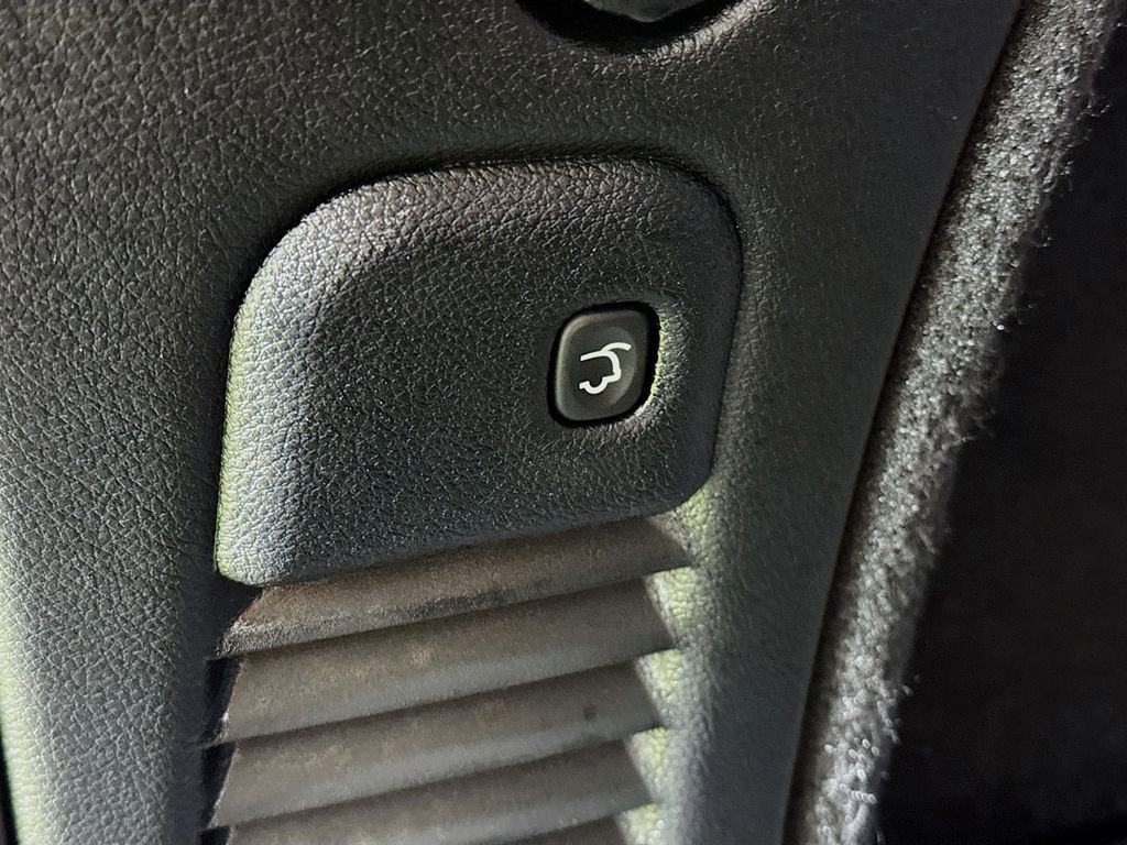 Used 2024 Dodge Durango GT image 31