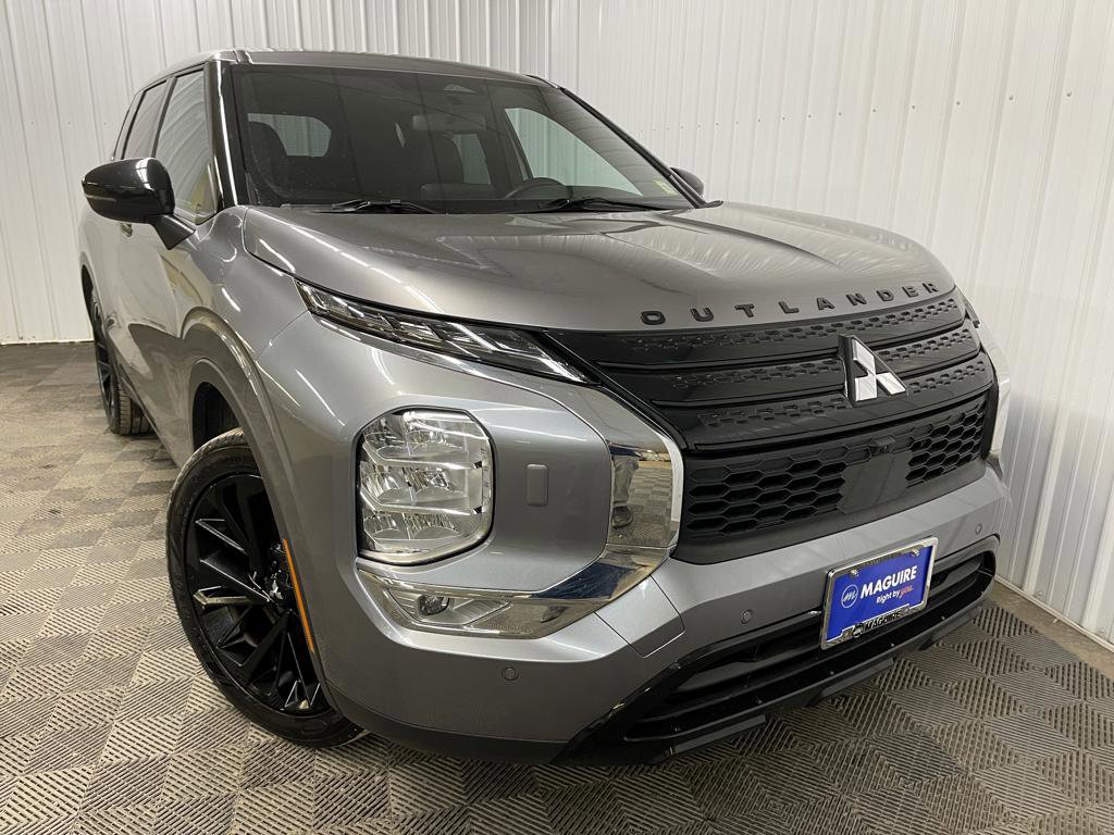 Used 2022 Mitsubishi Outlander SE AWD/4WD image 7
