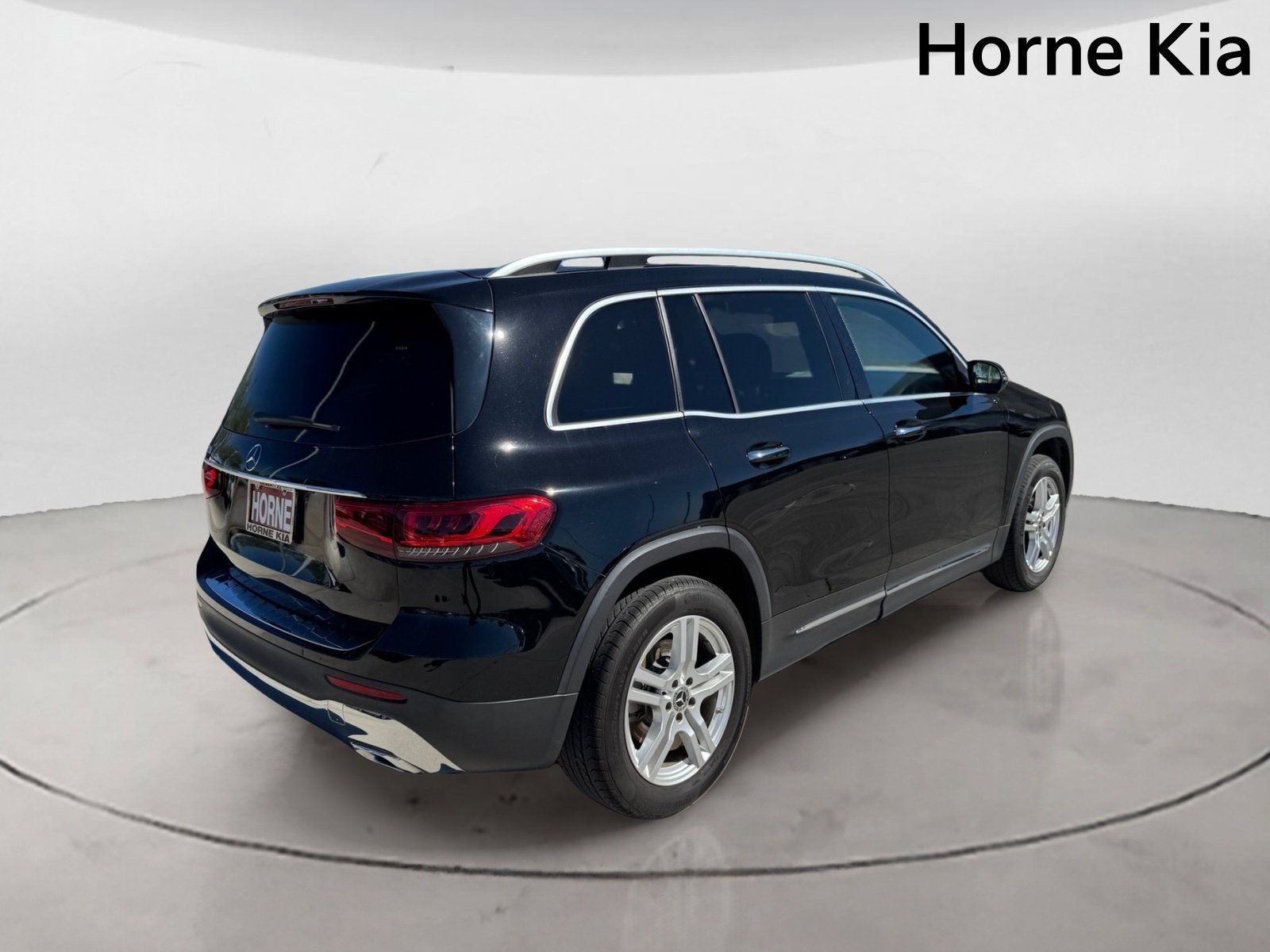 Used 2020 Mercedes-Benz GLB 250 image 4
