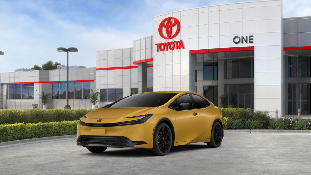 New 2027 Toyota Prius Plug-In Hybrid FWD image 32