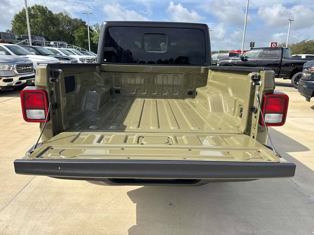 New 2026 Jeep Gladiator Sport AWD/4WD image 10