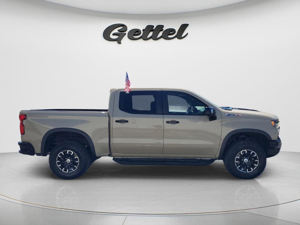 Used 2022 Chevrolet Silverado 1500 ZR2 image 3